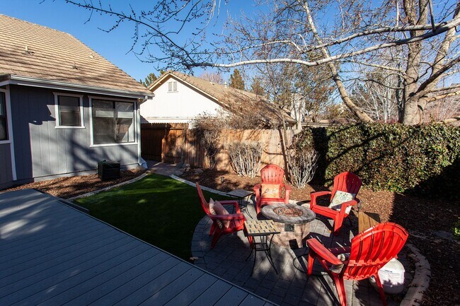 Building Photo - Coming Soon – Spacious 4-Bedroom, 2-Bath H...