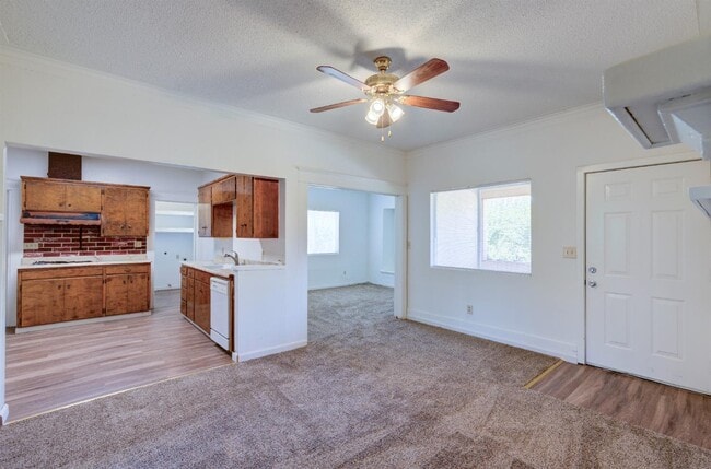 Building Photo - 2962 De Wolf Ave