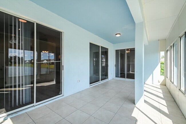 Building Photo - 5110 Clover Mist Dr