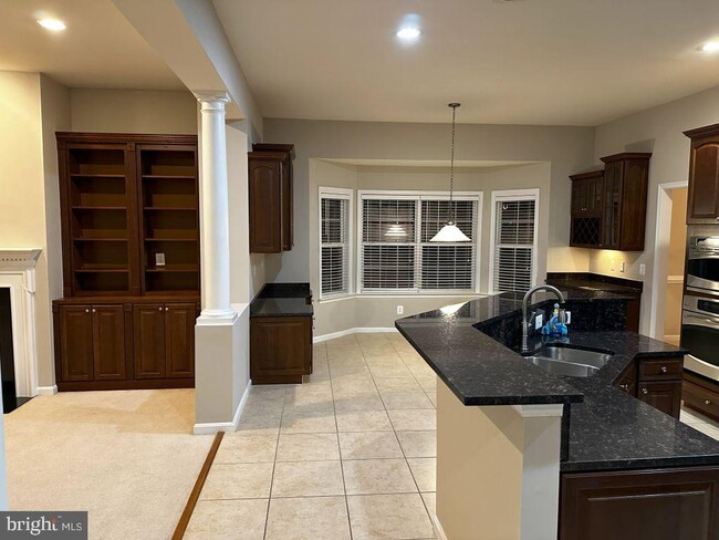 Building Photo - 41811 Bristow Manor Dr