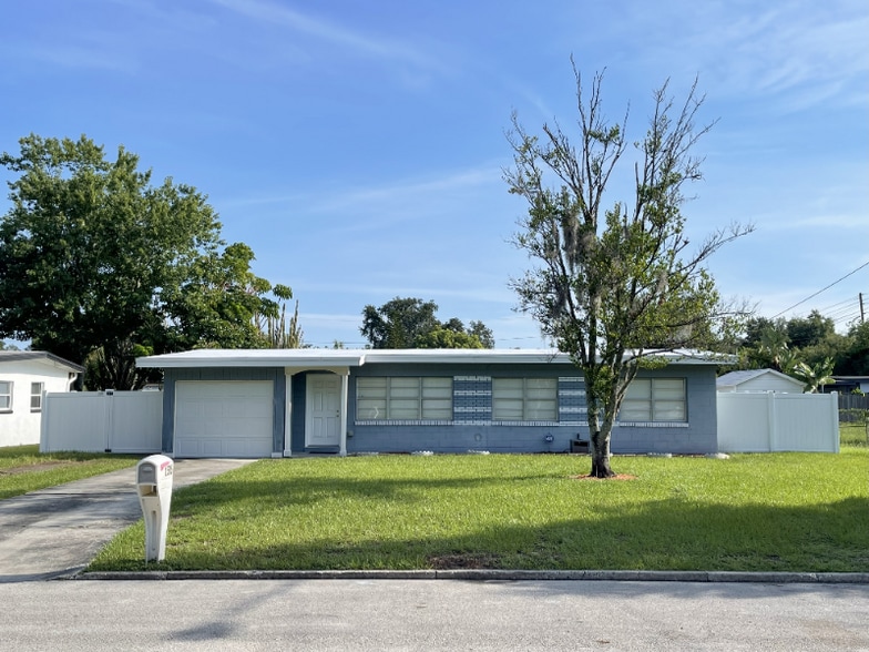 Primary Photo - 1515 Sawyerwood Ave