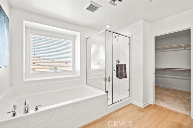 Building Photo - 583 Lone Pne Dr