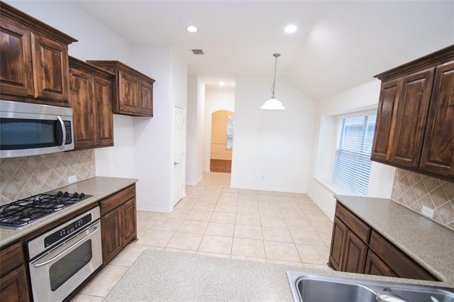 Building Photo - 4616 Daisy Leaf Dr