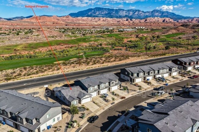 Building Photo - 3915 Razor Dr