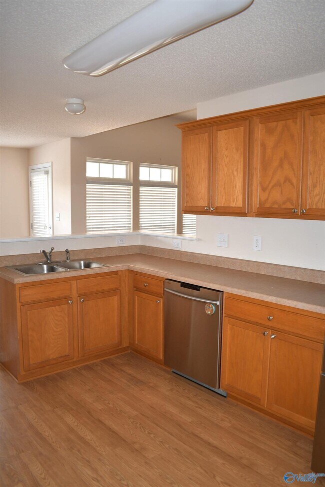 Building Photo - 117 Millside Ln NW