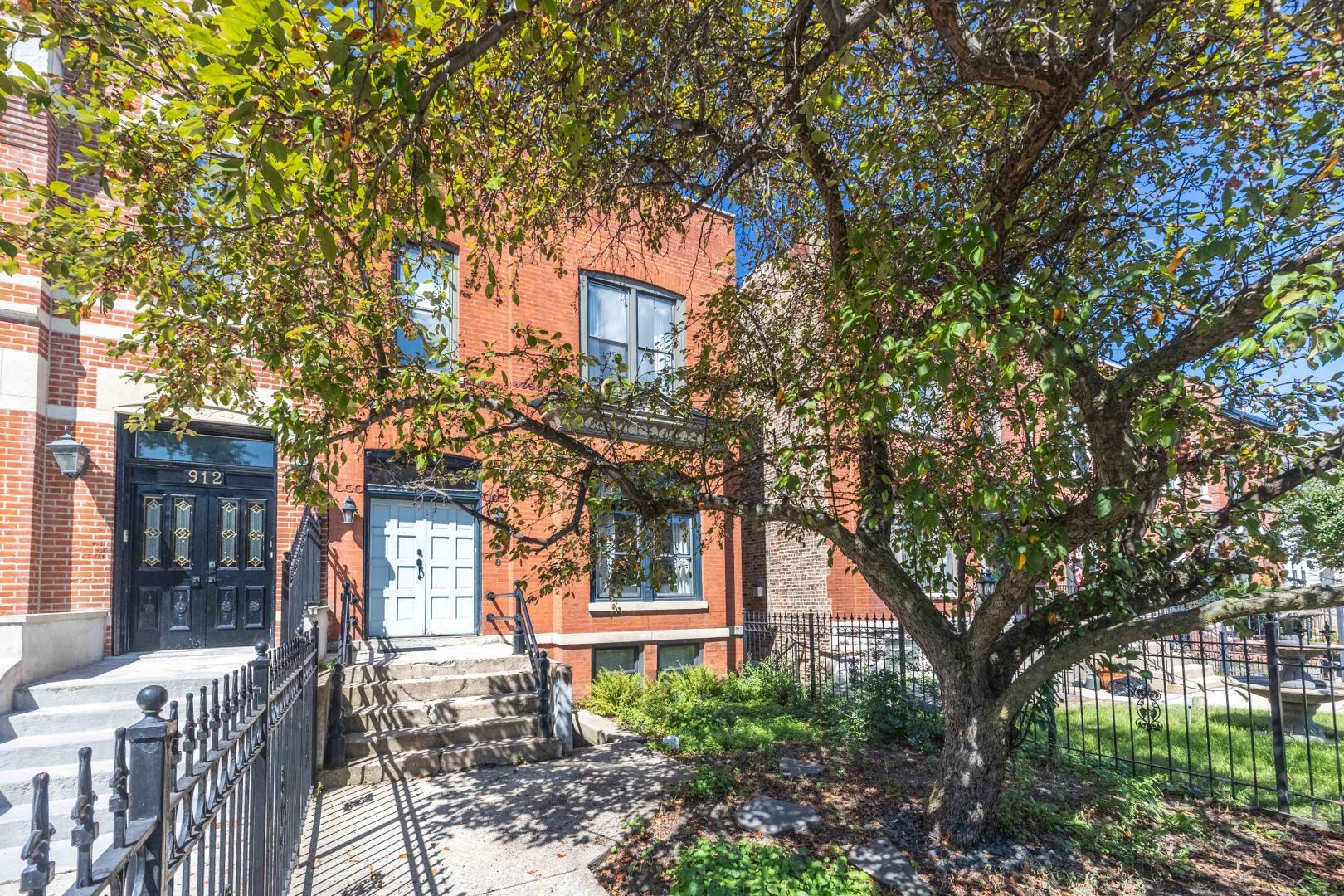 Building Photo - 908 S Bell Ave