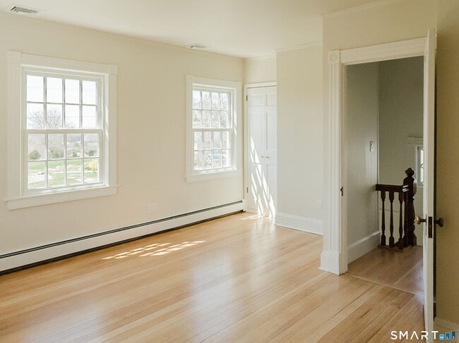 Building Photo - 126 Prospect Hill Rd
