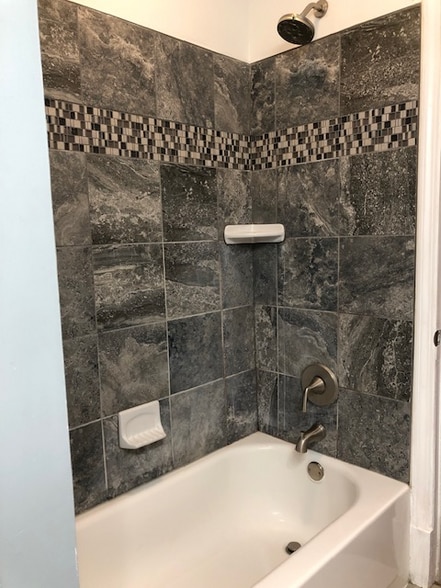 Building Photo - 260 Academy Ave