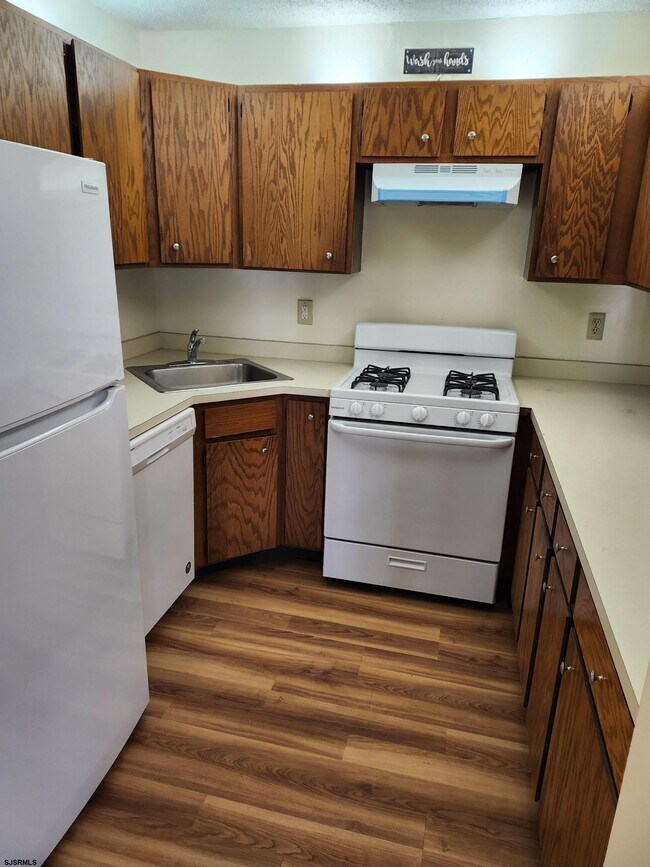 Building Photo - 25 Liberty Ct