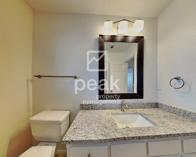 Building Photo - $2300! 3 Bed/ 2 Bath In KELLER!