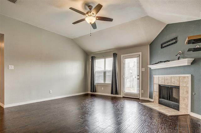 Building Photo - 2700 Dawn Spring Dr