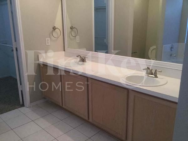 Building Photo - 820 Big Sky Ln