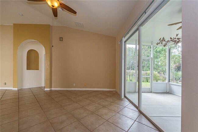 Building Photo - 5717 Spanish River Rd