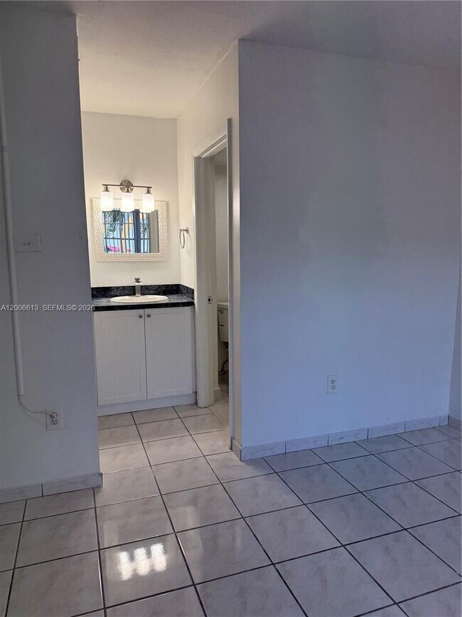 Building Photo - 15675 SW 74th Cir Dr