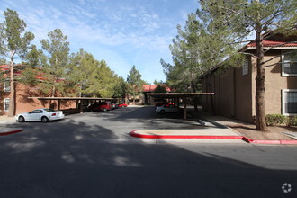 Building Photo - Summerlin Entrada