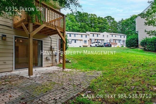 Building Photo - 5935 Dixon Dr