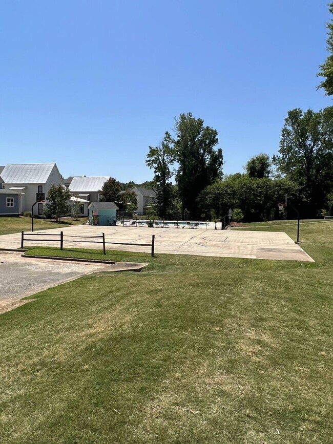 Building Photo - Deerfield II Condominiums, Unit 429-05