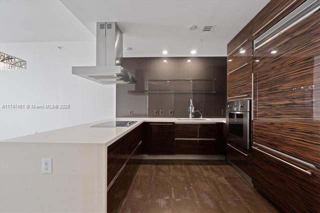 Building Photo - 1100 Biscayne Blvd