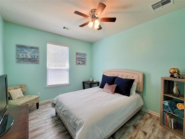 Building Photo - 17110 Tupelo Garden Cir