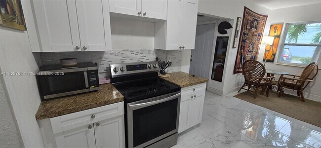 Building Photo - 2625 NW 55th St