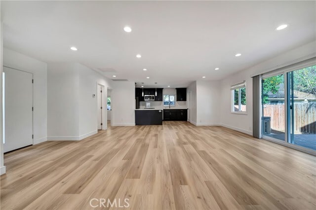 Building Photo - 6846 Glade Ave