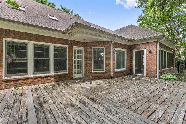 Building Photo - 51 Summer Grove Rd