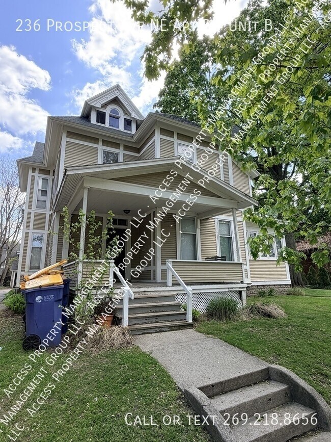 Building Photo - 236 Prospect Ave NE