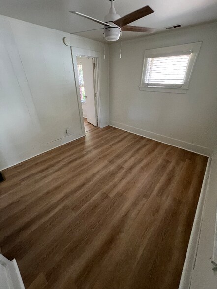 Building Photo - 420 Davis St