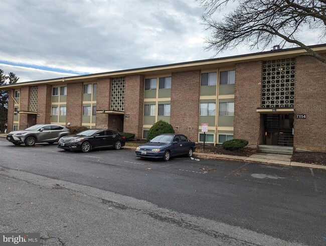 Building Photo - 7112 Donnell Pl