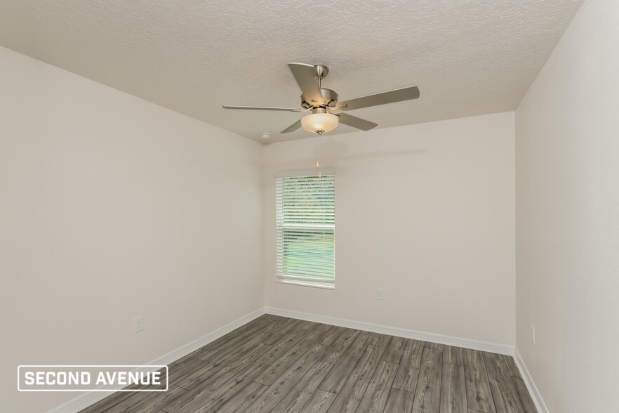 Building Photo - 921 Culpepper Ave SE