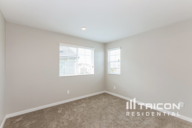 Building Photo - 31691 Willowood Way
