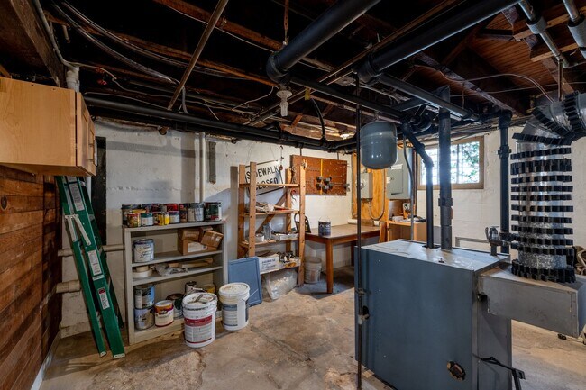 Building Photo - Lauraville 4-Bedroom, 2-Bathroom American Foursquare Home with Beautiful Outdoor Space