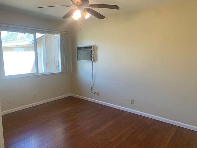 Building Photo - Vacaville Apartment Available Now!