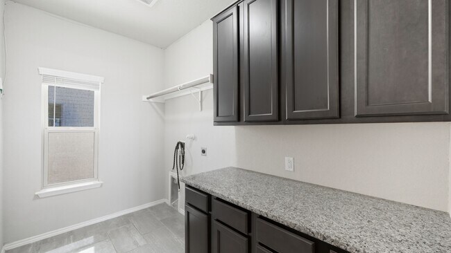 Building Photo - 534 Candor Stone