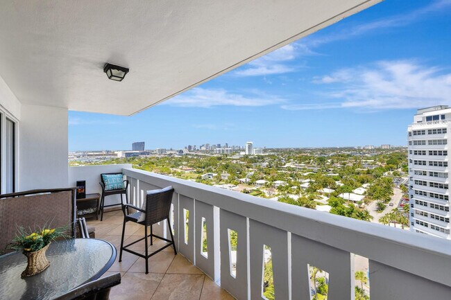 Building Photo - 2100 S Ocean Dr