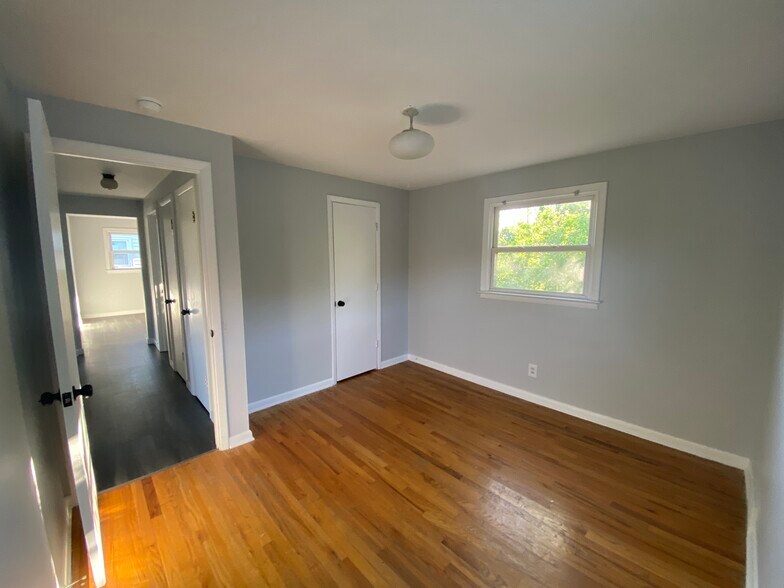 Back Bedroom - 1326 Westcott St