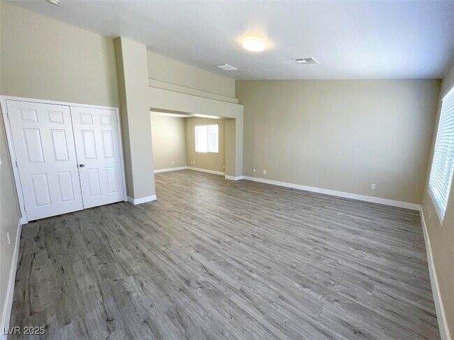 Building Photo - 8050 Villa Avada Ct