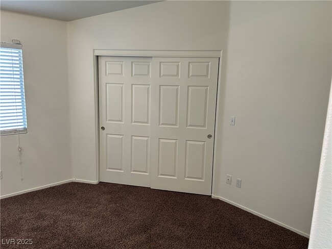 Building Photo - 9836 Double Rock Dr