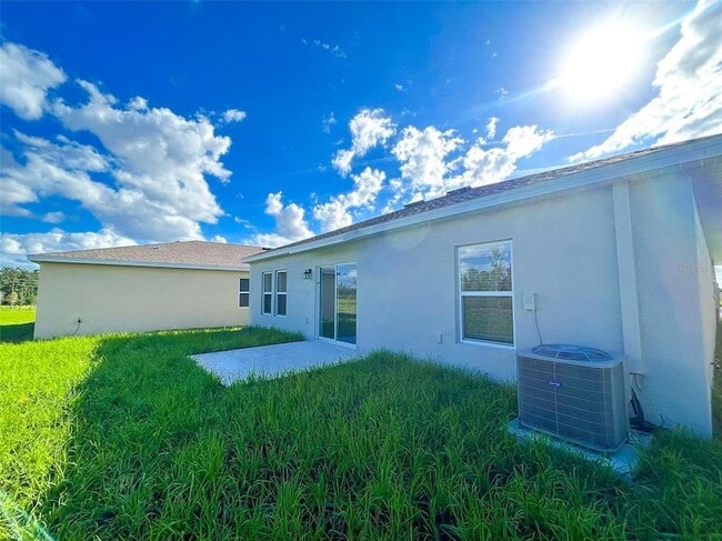 Building Photo - 335 Loch Ct