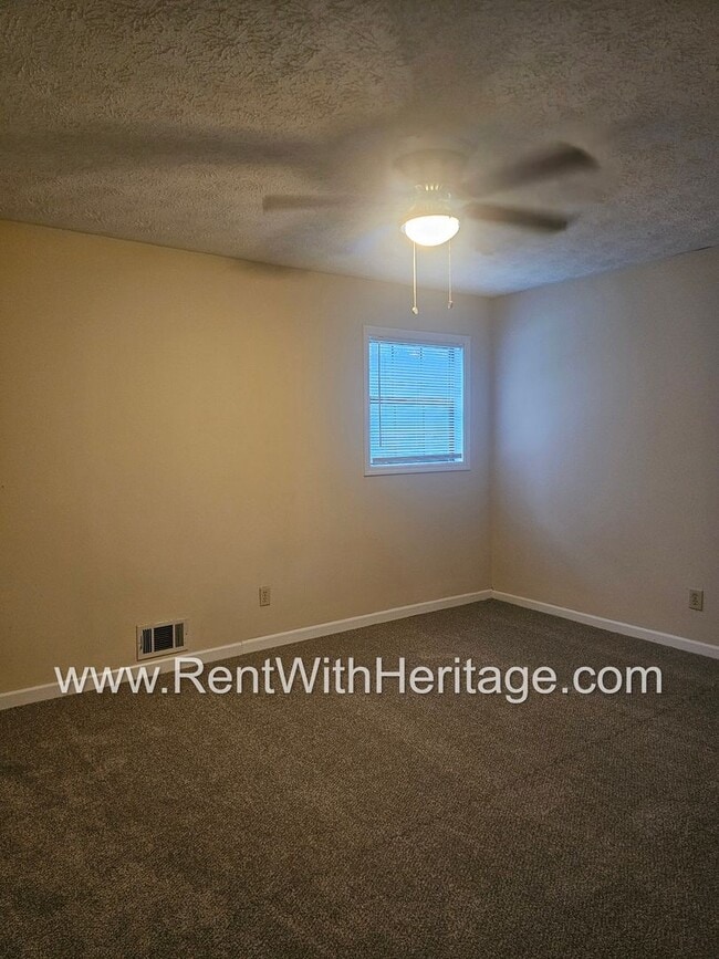 Building Photo - WOW! GORGEOUS HOME / PARTIAL FINISHED BASEMENT / RESORT STYLE POOL/ ALEXANDER HIGH SCHOOL