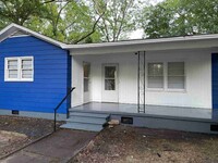 Building Photo - 916 Northside Dr