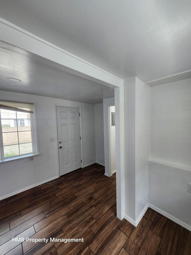 Building Photo - L - Walnut Grove, Rosemead