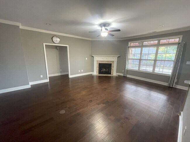 Building Photo - 107 Welbury Ct