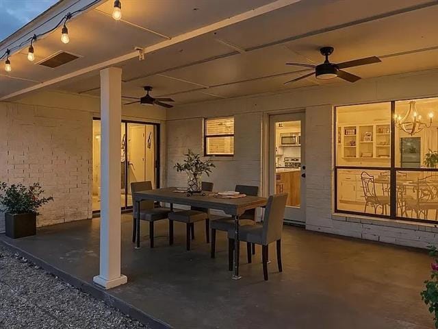 Building Photo - 16485 Red Wood Cir N