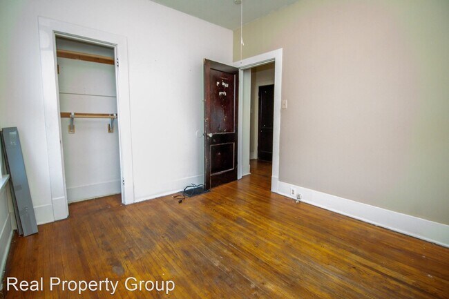 Building Photo - 4 br, 2 bath House - 1111 Hamilton Way