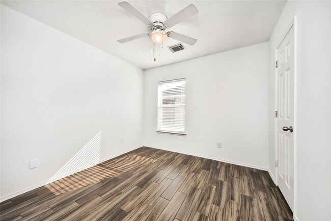 Building Photo - 2731 Gorki Park Dr