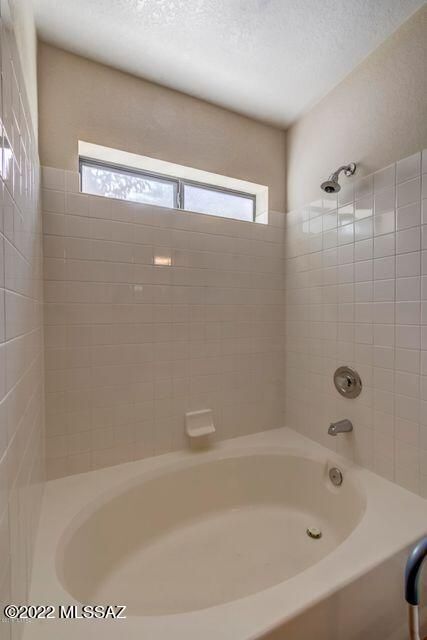 Building Photo - 6112 N Reliance Dr