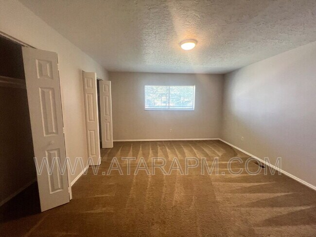 Building Photo - 4247 S Hwy 89