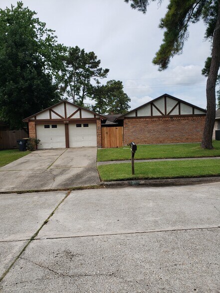 Primary Photo - 23103 Good Dale Ln