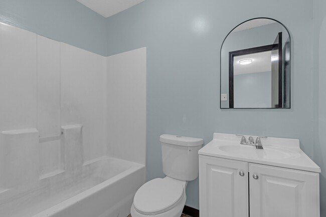 Building Photo - 3135 Mimosa Ave